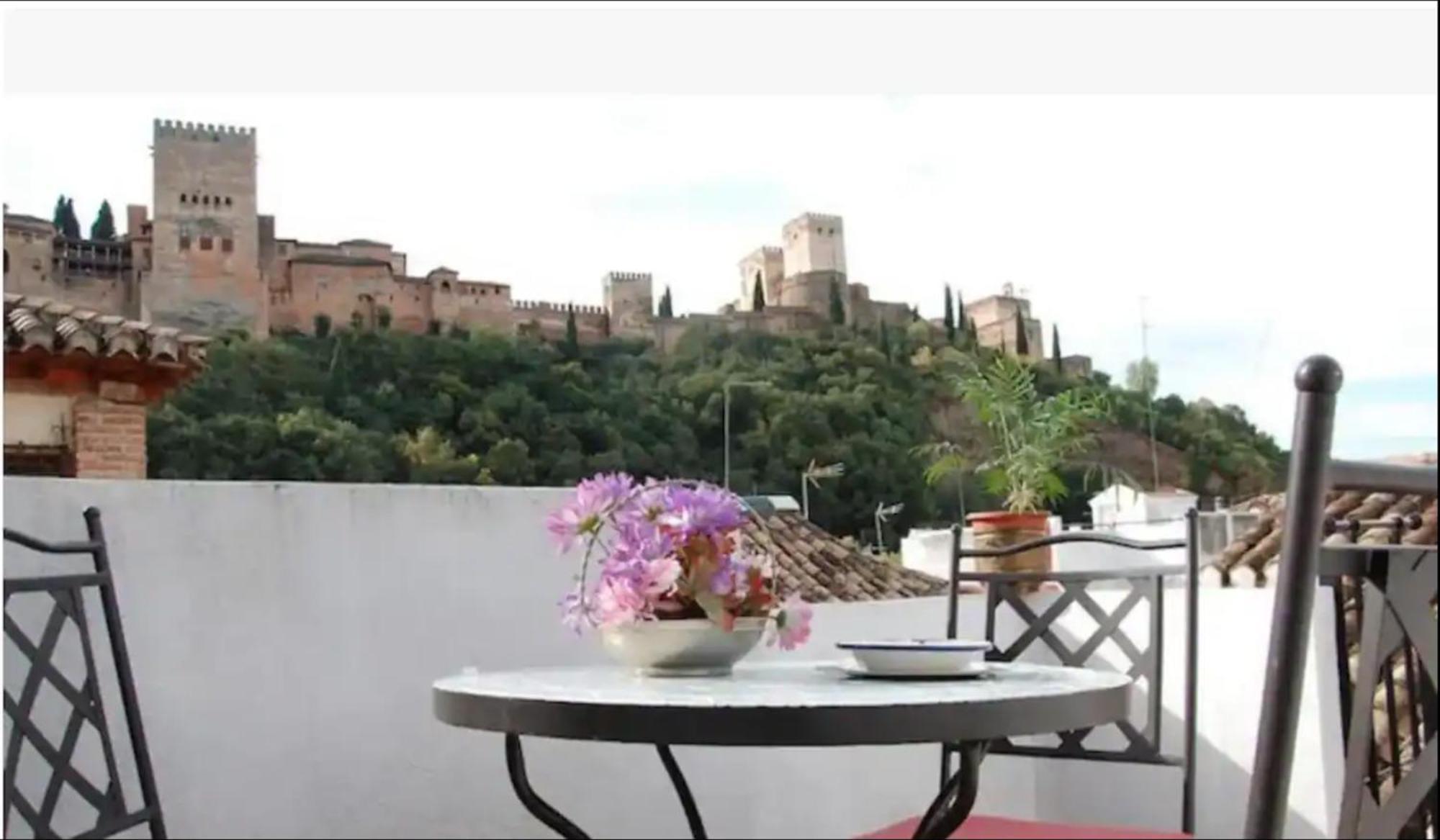 Apartamentos Centro Historico A Los Pies De La Alhambra Granada Exterior photo